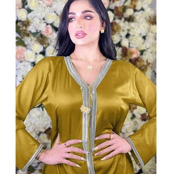 Geleneksel Kadın Abaya Uzun İslam Robe Yeşil Sarı Arapça Müslüman Dubai Türkiye Başörtüsü Düz Renk Yaz Moda Altın Yan