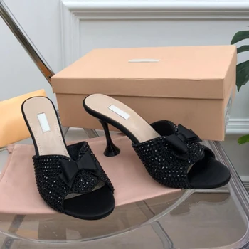 Balık Ağzı Kadın Terlik Ayakkabı Pembe Siyah Elmas Bling Bling İnanılmaz Katırlar üzerinde Kayma Ayakkabı Yavru Topuk 2021 Sıcak moda Ayakkabı Görüntü 2