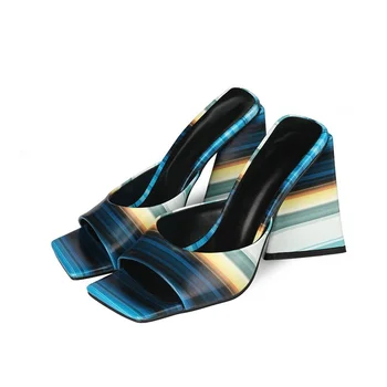 Bayan Kare Peep Toe Terlik Maç Renkler Tıknaz Garip Yüksek Topuk Arkası Açık Iskarpin Sandalet Ayakkabı Pompaları Artı Boyutu 34-45 Yeni 2022 Görüntü 3